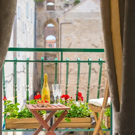 The Palace Collection In Centre Appartement Split