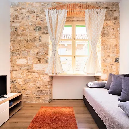 Apartman The Palace Collection In Centre Split