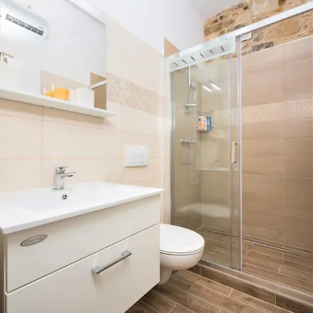 The Palace Collection In Centre Apartman Split