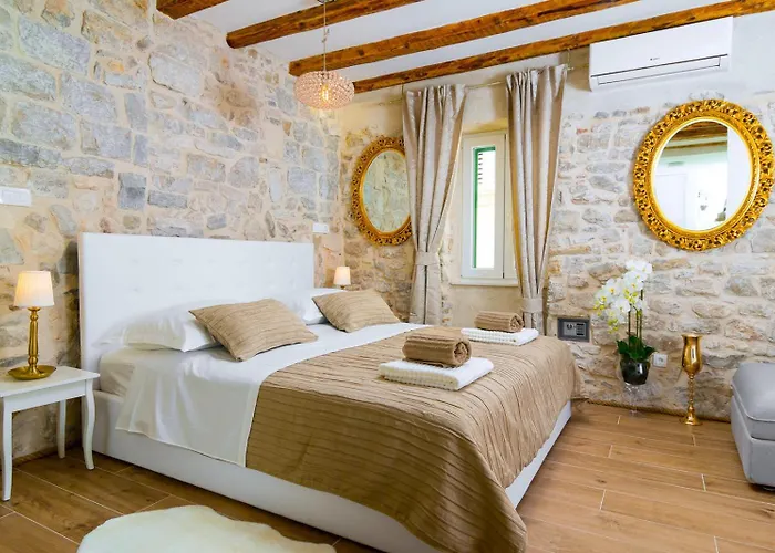 Daire The Palace Collection In Centre Split