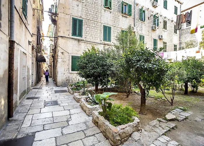 The Palace Collection In Centre * Split