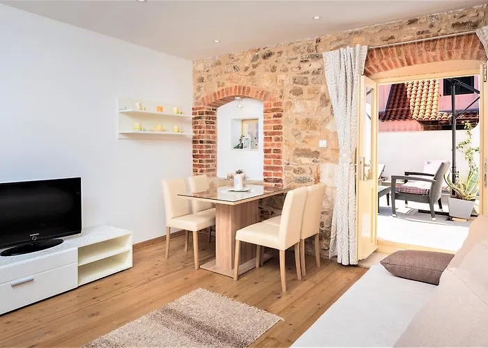 Daire The Palace Collection In Centre Split